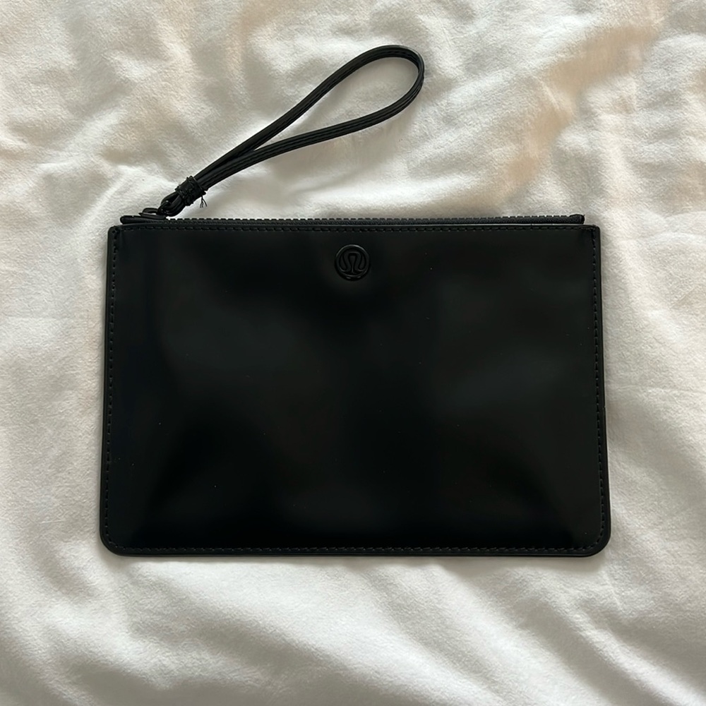 Zip pouch